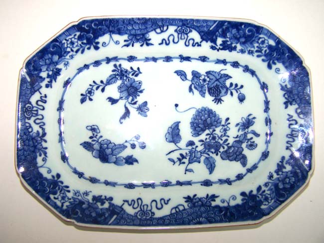 An 18th century Chinese Export Blue and White Small Octagonal Serving Dish circa 1770.